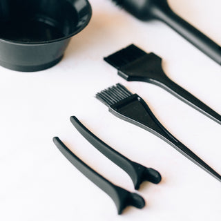 Large Clips for Dying your Hair at home in the colour black